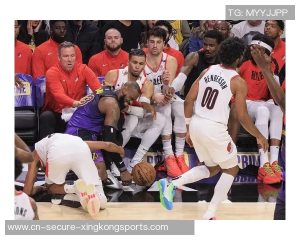 雄鹿与开拓者精彩对决全场录像回放分析与精彩瞬间集锦